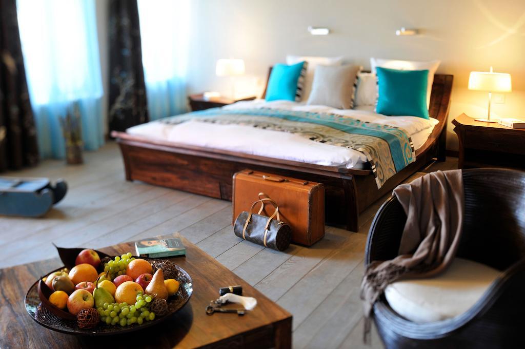 Bed and Breakfast La Belle Saison Mollens  Номер фото