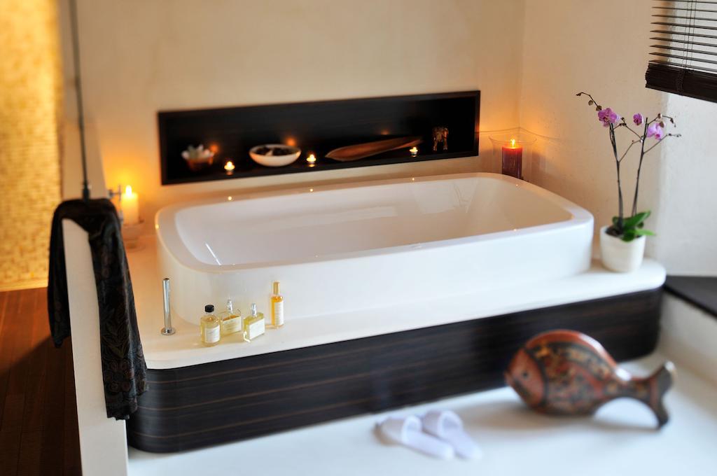 Bed and Breakfast La Belle Saison Mollens  Номер фото