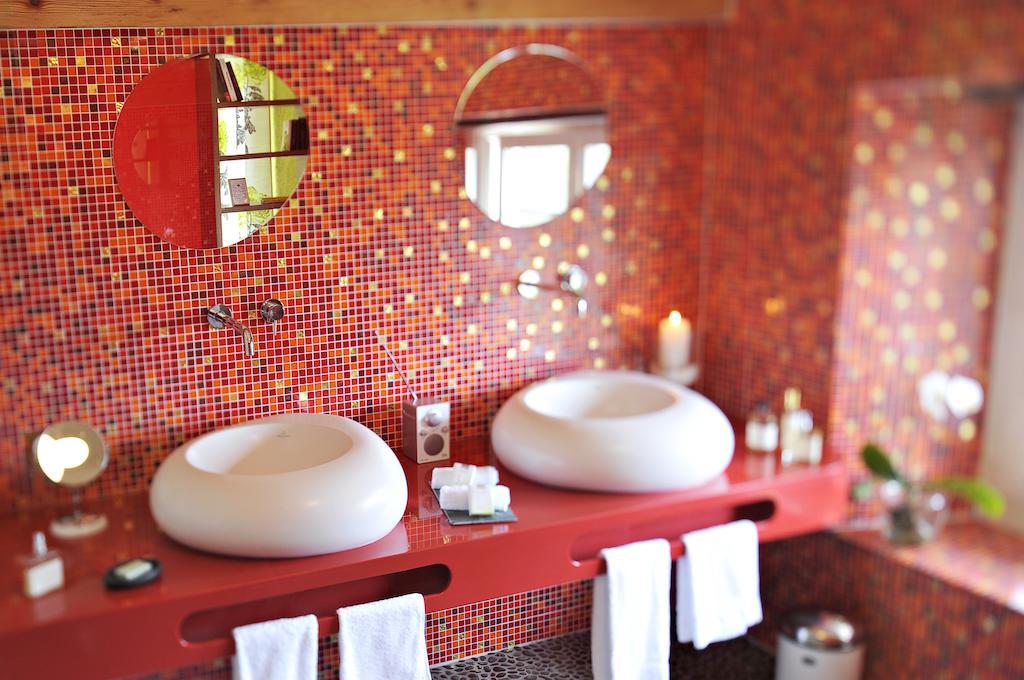 Bed and Breakfast La Belle Saison Mollens  Номер фото