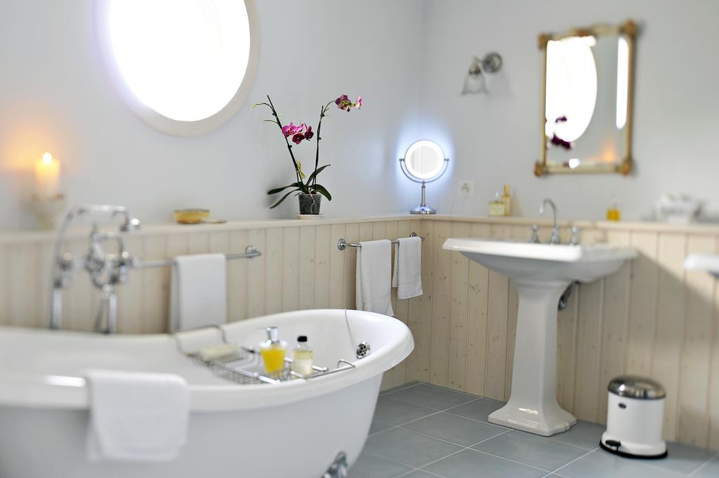 Bed and Breakfast La Belle Saison Mollens  Номер фото